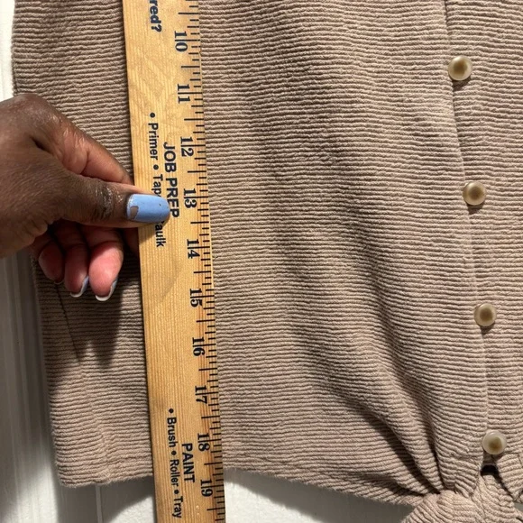 MADEWELL TEXTURE & THREAD Tan Brown Sleeveless Button Front Tie-Front Tank - Picture 7 of 9